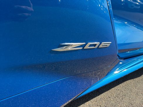 Used 2025 Chevrolet Corvette Z06 w/ Chrome Exterior Badge Package image 27