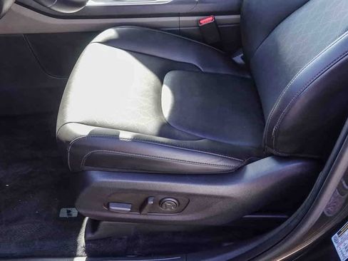 Certified 2025 Kia Carnival LXS image 22