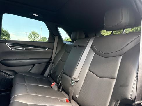 Used 2020 Cadillac XT5 Premium Luxury AWD/4WD image 31
