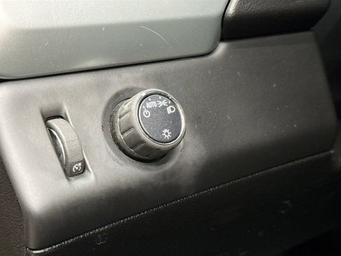 Used 2015 Chevrolet Tahoe 2WD image 13