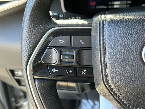 Used 2024 Toyota Tundra Limited image 27