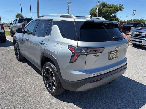 New 2026 Chevrolet Equinox LT w/ Convenience Package II FWD image 6
