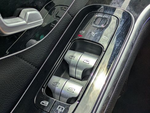 Used 2021 Mercedes-Benz S 580 4MATIC Sedan image 22