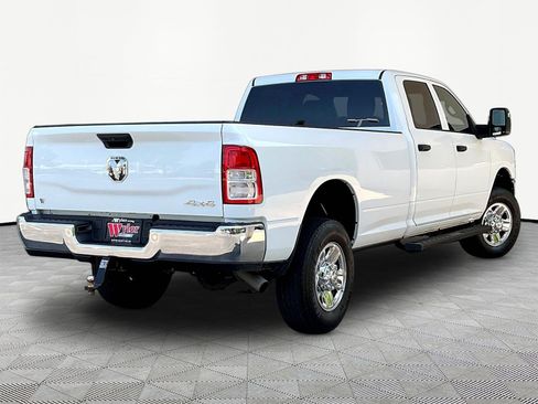 Used 2024 RAM 2500 Tradesman w/ Chrome Appearance Group AWD/4WD image 6