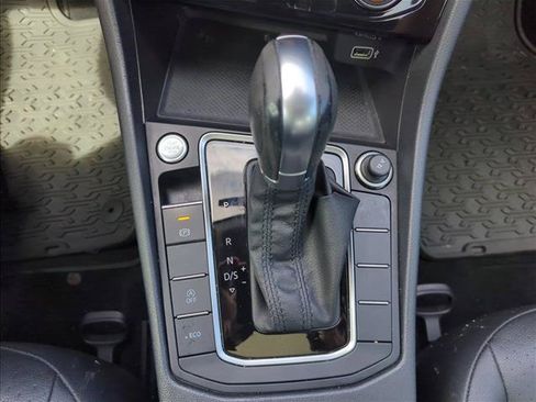 Used 2019 Volkswagen Jetta SE FWD image 26