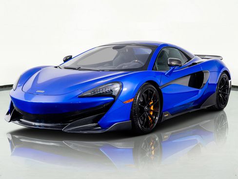 Used 2020 McLaren 600LT Spider image 21