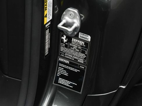 Used 2022 Ferrari SF90 Stradale image 63