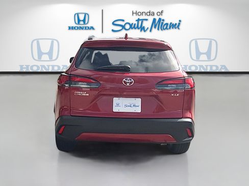 Used 2022 Toyota Corolla Cross XLE FWD image 6