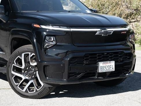 Used 2024 Chevrolet Silverado EV RST image 73