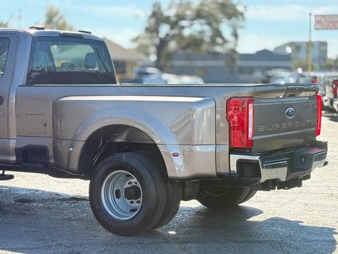 Used 2022 Ford F350 XL w/ Power Equipment Group image 8