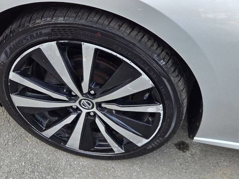 Used 2019 Nissan Altima 2.5 SR image 10