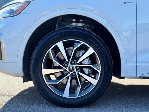 Used 2025 Audi Q5 2.0T Premium image 11