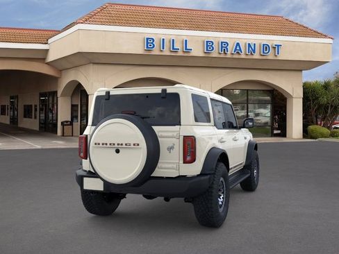 New 2026 Ford Bronco Outer Banks image 2