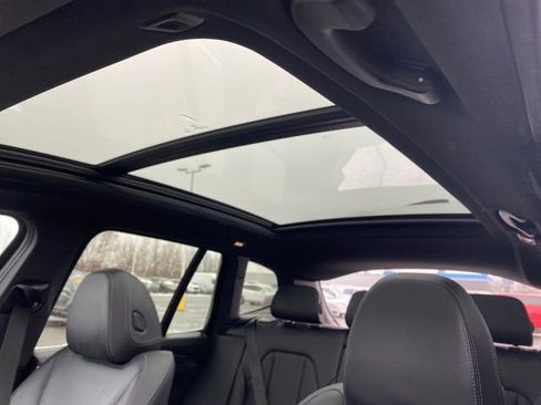 Used 2024 BMW X3 xDrive30i image 16