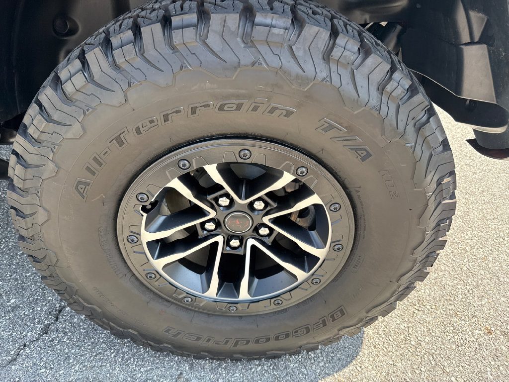 Used 2026 Jeep Wrangler Unlimited Rubicon w/ Xtreme 35 Tire Package AWD/4WD image 19