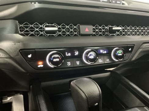 Used 2024 Honda Accord EX image 21
