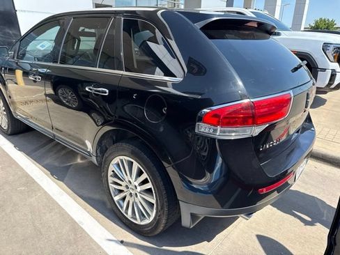 Used 2015 Lincoln MKX FWD w/ Equipment Group 101A image 6