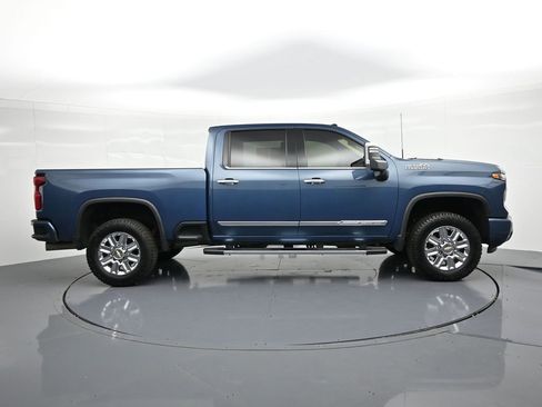 Used 2024 Chevrolet Silverado 3500 High Country w/ Z71 Off-Road Package AWD/4WD image 5