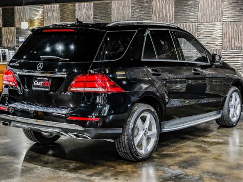 Used 2018 Mercedes-Benz GLE 350 w/ Premium 1 Package image 11