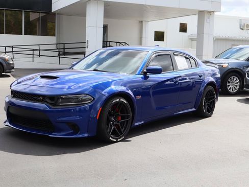 Used 2022 Dodge Charger Scat Pack w/ Dynamics Package image 4