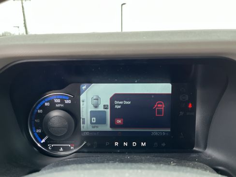 Used 2024 Ford Bronco Wildtrak image 21