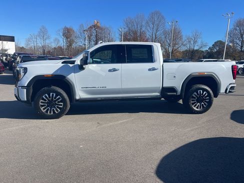 New 2026 GMC Sierra 2500 Denali Ultimate image 2