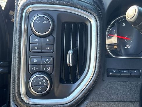 Used 2022 Chevrolet Silverado 3500 High Country image 18