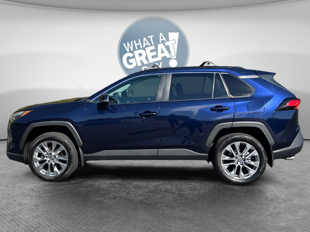 Used 2024 Toyota RAV4 XLE Premium w/ Weather Package AWD/4WD image 7