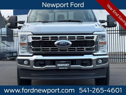 New 2026 Ford F350 XLT w/ FX4 Off-Road Package image 9