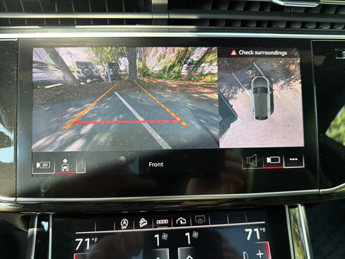 Used 2023 Audi Q8 Premium Plus AWD/4WD image 22