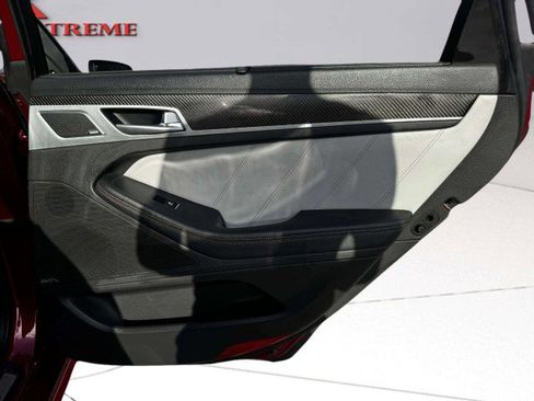 Used 2019 Genesis G80 3.3T Sport image 43