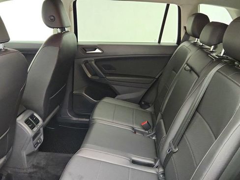 Used 2019 Volkswagen Tiguan SE AWD/4WD image 20