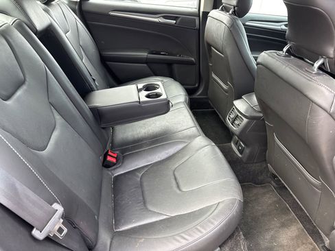 Used 2014 Ford Fusion Titanium image 11