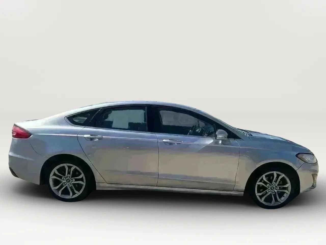 Used 2020 Ford Fusion SEL FWD image 8