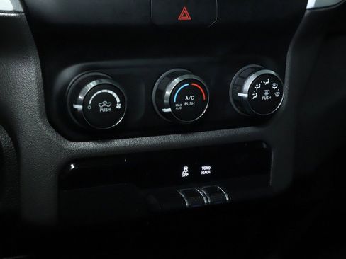 Used 2020 RAM 1500 Big Horn image 27