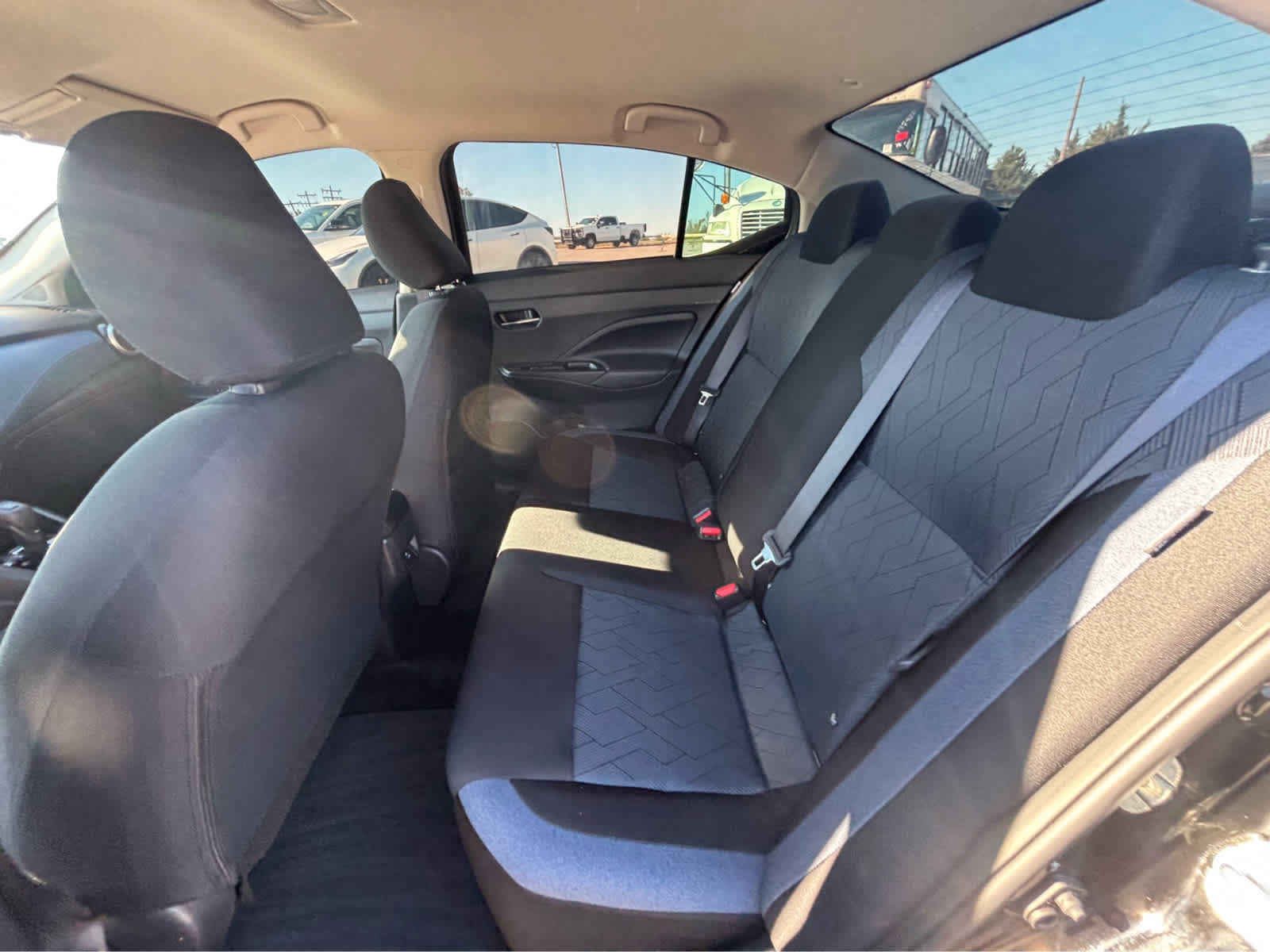 Used 2025 Nissan Versa SV FWD image 6