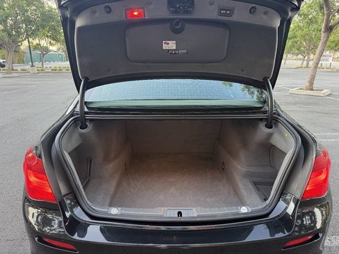 Used 2013 BMW 750Li RWD image 15