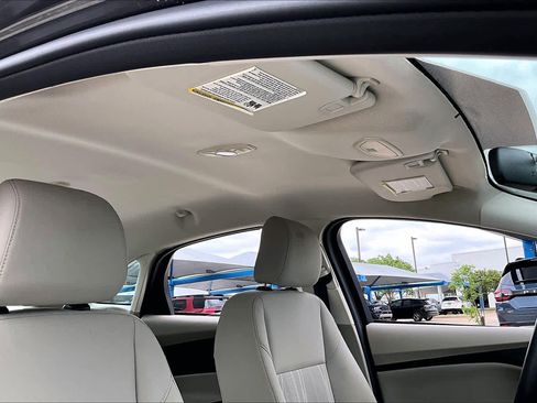 Used 2015 Ford Focus SE image 14