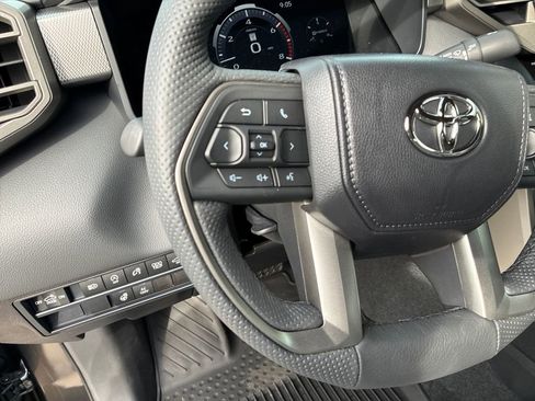 New 2026 Toyota Tundra Limited AWD/4WD image 25