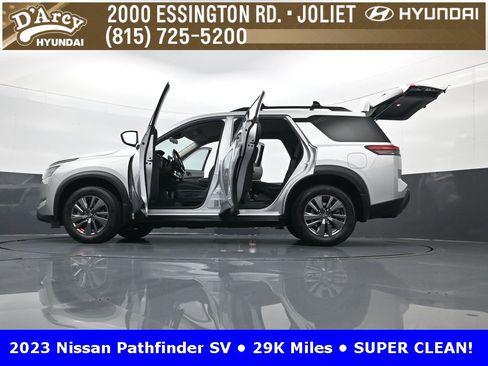 Used 2023 Nissan Pathfinder SV image 35