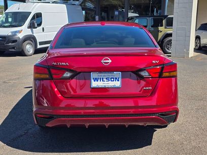 Used 2024 Nissan Altima 2.5 SV