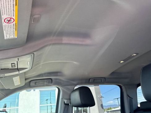 Used 2016 GMC Sierra 2500 SLT w/ Duramax Plus Package AWD/4WD image 20