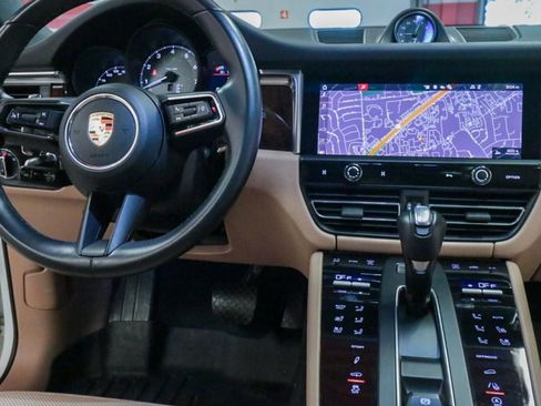 Used 2023 Porsche Macan S image 31