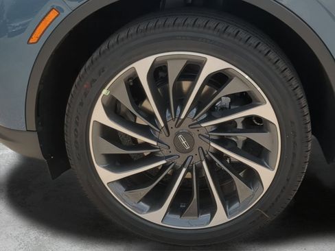 New 2026 Lincoln Aviator Reserve AWD/4WD image 9
