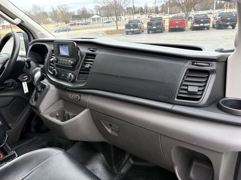 Used 2020 Ford Transit 250 Medium Roof image 22