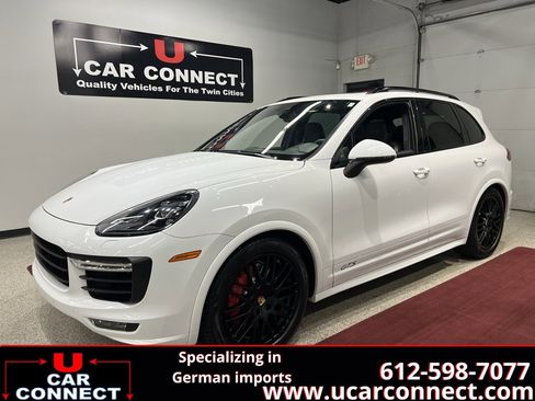 Used 2016 Porsche Cayenne GTS image 1