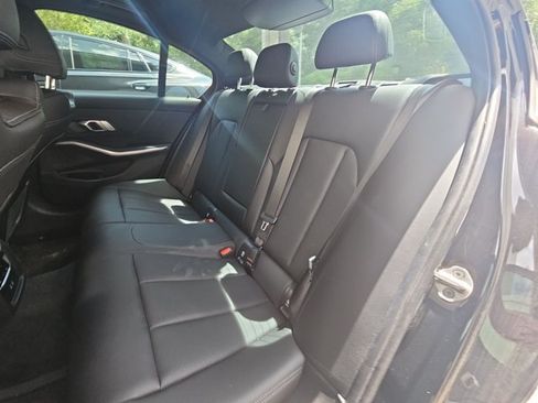 Used 2023 BMW 330i Sedan w/ Premium Package RWD image 16