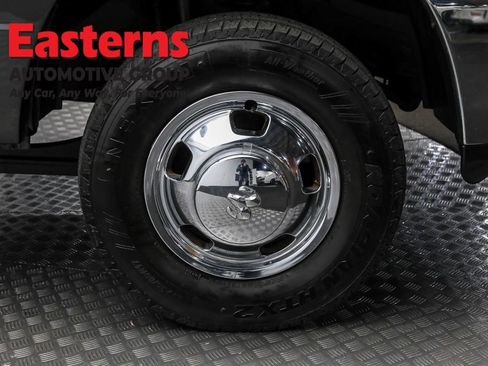 Used 2018 RAM 3500 Tradesman w/ Chrome Appearance Group image 29