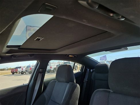 Used 2021 Dodge Charger SXT w/ Blacktop Package image 19