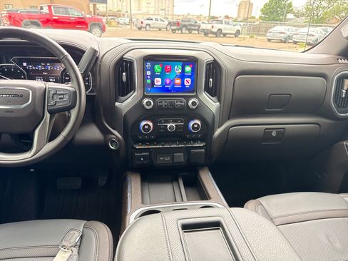 Used 2021 GMC Sierra 1500 Denali w/ Denali Ultimate Package AWD/4WD image 24